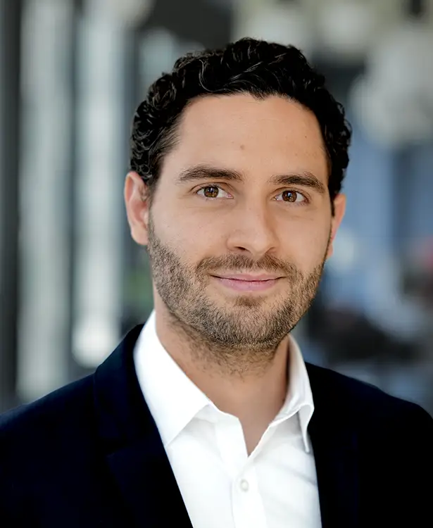 Dr. Justin Hecht - Portrait