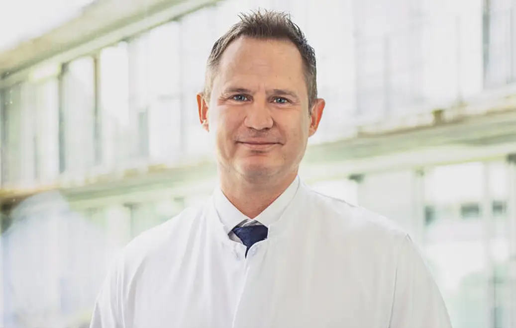 Prof. Dr. med. Christoph Kleinschnitz, Direktor der Klinik für Neurologie am Universitätsklinikum Essen.